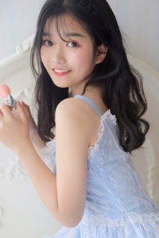 大胸邻居的阿2